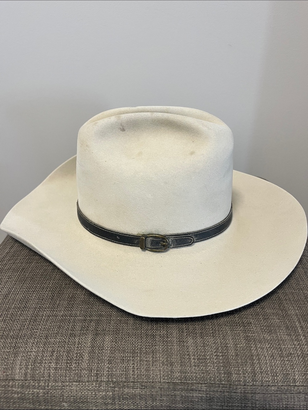 Stetson Cowboy Hat in Light Beige with Black Band 55